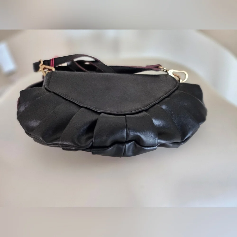 Nikky By Nicole Lee NK12336 Black Ruffle Crossbody Bag Vegan Leather NWT.